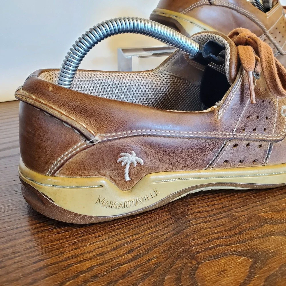 Margaritaville 'DREAMIN' Leather Mens Size 8 Anchor Tan Boat Shoes 2-Eye Loafers
